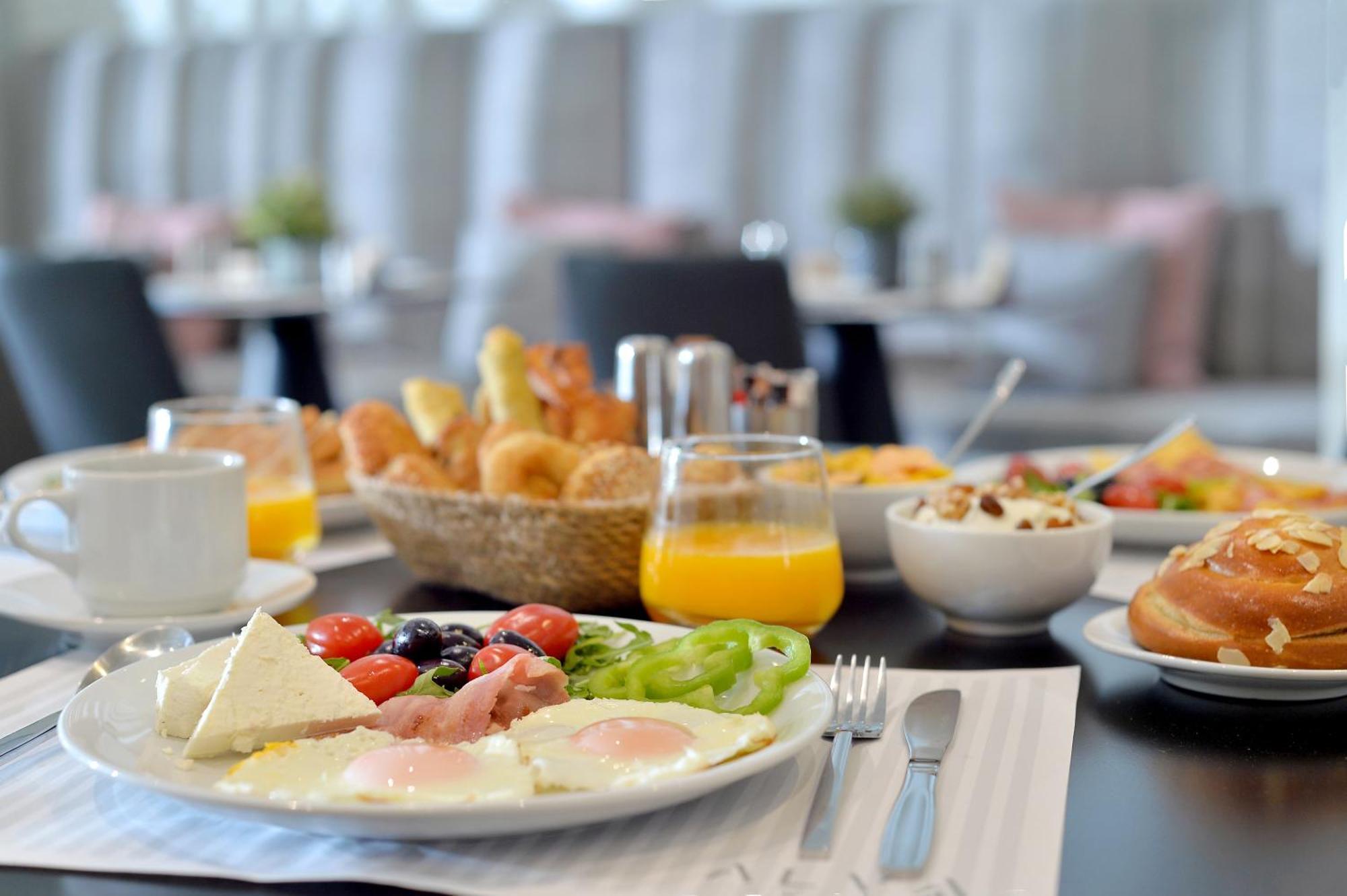 Alva Athens Hotel Екстериор снимка